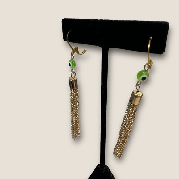 Lime Green evil eyes earrings gold plated chin design - Picture 3 of 3